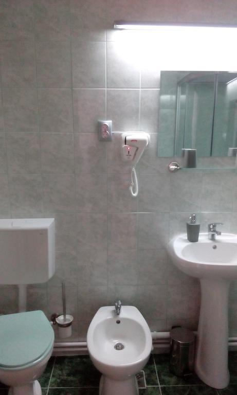Casa Pescar Apartment คลูจ-นาโปกา ภายนอก รูปภาพ